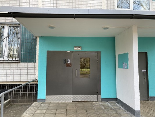 Продам двухкомнатную (2-комн.) квартиру, Борисовский проезд, 8к2, Москва г