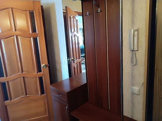 Продам двухкомнатную (2-комн.) квартиру, Юлиуса Фучика ул, 52, Казань г