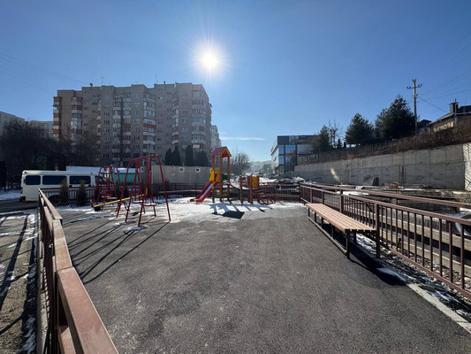 Продам двухкомнатную (2-комн.) квартиру, Атажукина ул, 11, Нальчик г