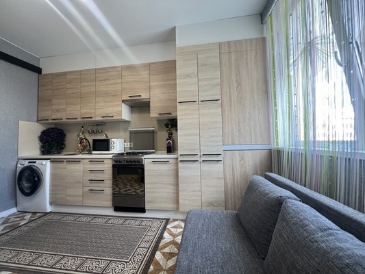 Продам однокомнатную (1-комн.) квартиру, Батурина ул, 199, Симферополь г