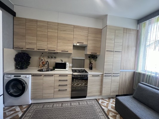 Продам однокомнатную (1-комн.) квартиру, Батурина ул, 199, Симферополь г