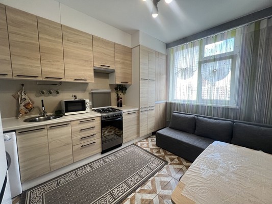 Продам однокомнатную (1-комн.) квартиру, Батурина ул, 199, Симферополь г