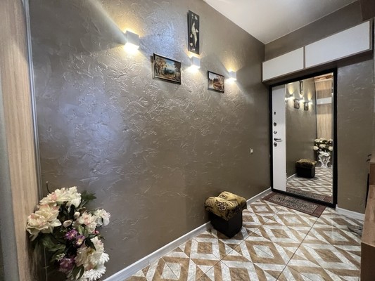 Продам однокомнатную (1-комн.) квартиру, Батурина ул, 199, Симферополь г