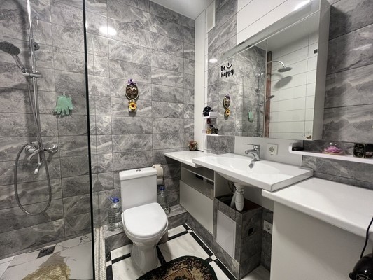 Продам однокомнатную (1-комн.) квартиру, Батурина ул, 199, Симферополь г