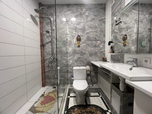 Продам однокомнатную (1-комн.) квартиру, Батурина ул, 199, Симферополь г