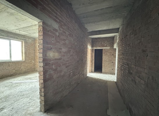 Продам трехкомнатную (3-комн.) квартиру, Кирова ул, 331/13, Нальчик г