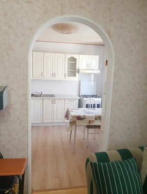 Продам трехкомнатную (3-комн.) квартиру, Чекистов пр-кт, 8, Краснодар г