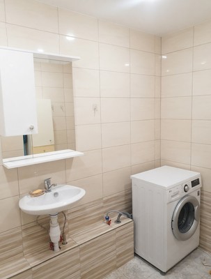 Продам трехкомнатную (3-комн.) квартиру, Чекистов пр-кт, 8, Краснодар г