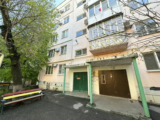 Продам многокомнатную квартиру, Пархоменко ул, 3, Таганрог г