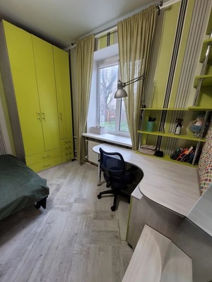 Продам двухкомнатную (2-комн.) квартиру, Октябрьская ул, 11, Таганрог г