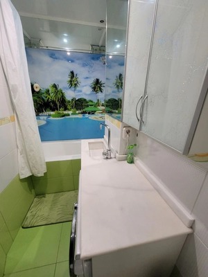 Продам двухкомнатную (2-комн.) квартиру, Октябрьская ул, 11, Таганрог г