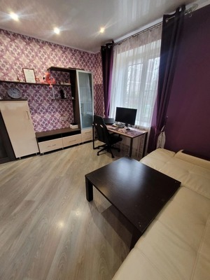 Продам двухкомнатную (2-комн.) квартиру, Октябрьская ул, 11, Таганрог г