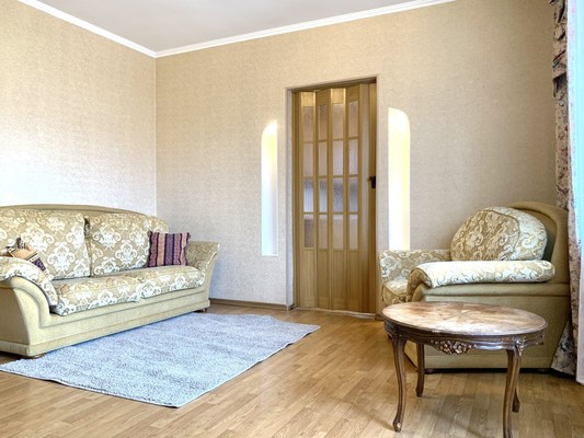 Продам трехкомнатную (3-комн.) квартиру, Ленинский пр-кт, 41к2, Москва г