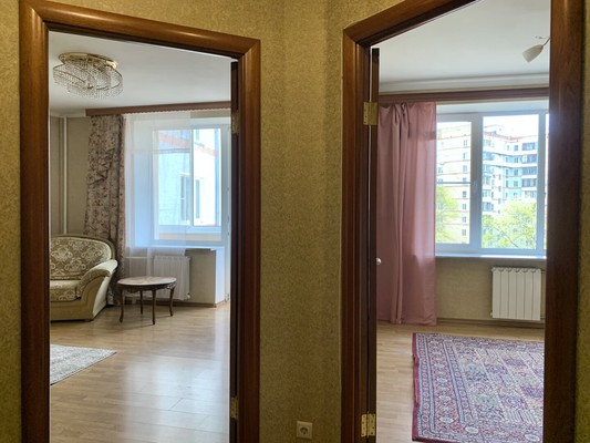 Продам трехкомнатную (3-комн.) квартиру, Ленинский пр-кт, 41к2, Москва г