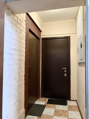 Продам трехкомнатную (3-комн.) квартиру, Ленинский пр-кт, 41к2, Москва г