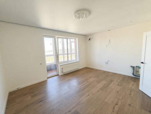 Продам трехкомнатную (3-комн.) квартиру, им. генерала Корнилова ул, 14, Краснодар г