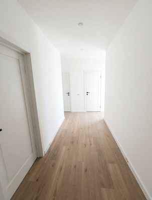 Продам трехкомнатную (3-комн.) квартиру, им. генерала Корнилова ул, 14, Краснодар г