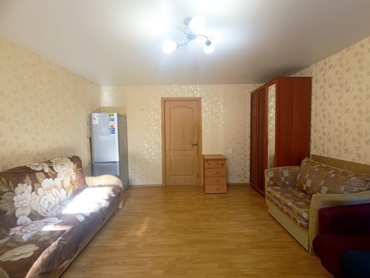 Продам комнату в 4-комн. квартире, Угловой пер, 7А, Санкт-Петербург г