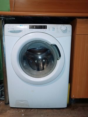 Продам комнату в 4-комн. квартире, Угловой пер, 7А, Санкт-Петербург г