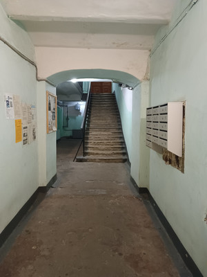 Продам комнату в 4-комн. квартире, Угловой пер, 7А, Санкт-Петербург г