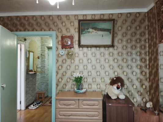 Продам трехкомнатную (3-комн.) квартиру, Димитрова ул, 13, Майкоп г