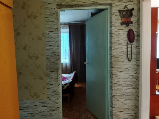 Продам трехкомнатную (3-комн.) квартиру, Димитрова ул, 13, Майкоп г