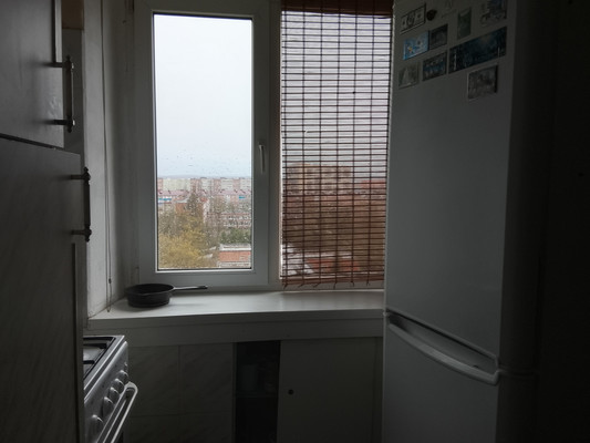 Продам трехкомнатную (3-комн.) квартиру, Димитрова ул, 13, Майкоп г