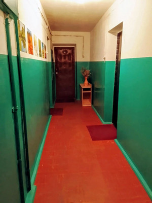 Продам трехкомнатную (3-комн.) квартиру, Димитрова ул, 13, Майкоп г