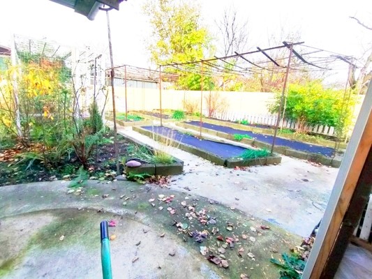 Продам дом, Прохладная ул, 44, Майкоп г, 0 км от города