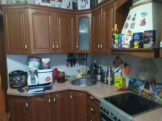Продам трехкомнатную (3-комн.) квартиру, Береговая ул, 21, Ишим г