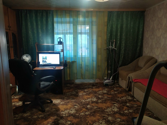 Продам трехкомнатную (3-комн.) квартиру, Береговая ул, 21, Ишим г
