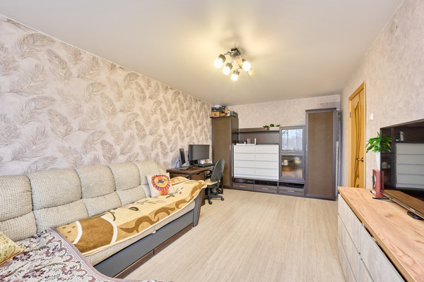 Продам однокомнатную (1-комн.) квартиру, Академика Веденеева ул, 80, Пермь г