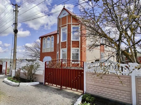 Продам дом, Высоцкого ул, 41, Первомайское пгт, 0 км от города