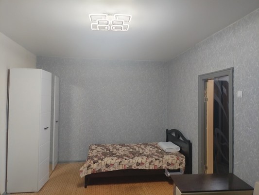 Продам однокомнатную (1-комн.) квартиру, Северная ул, 19/1, Алексин г
