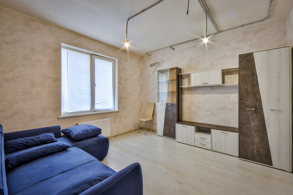 Продам однокомнатную (1-комн.) квартиру, Крымской весны ул, 5к7, Мирное с