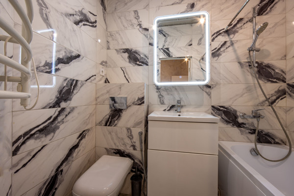 Продам однокомнатную (1-комн.) квартиру, Крымской весны ул, 5к7, Мирное с