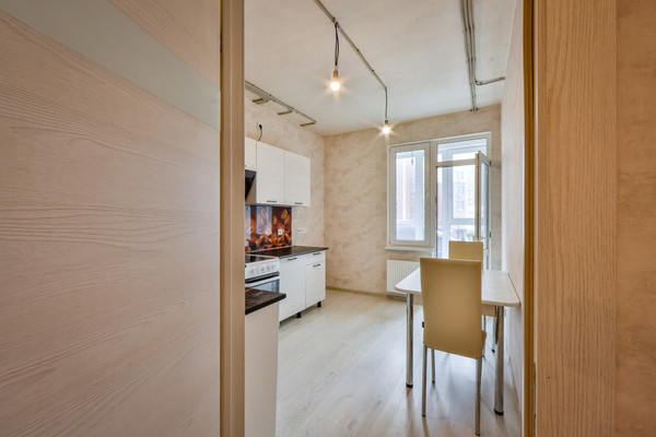 Продам однокомнатную (1-комн.) квартиру, Крымской весны ул, 5к7, Мирное с