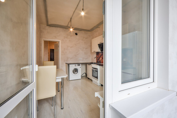 Продам однокомнатную (1-комн.) квартиру, Крымской весны ул, 5к7, Мирное с