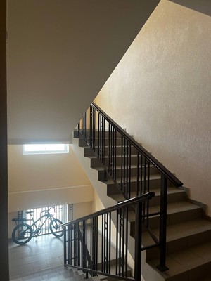 Продам двухкомнатную (2-комн.) квартиру, Железнодорожная ул, 1В, Симферополь г