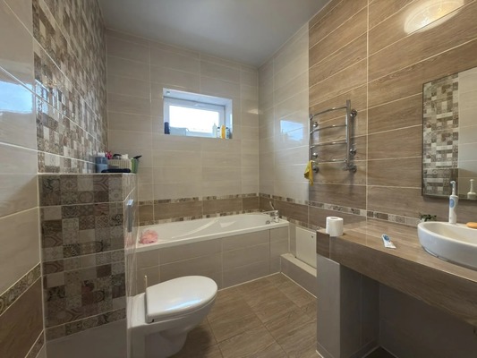 Продам дом, 2-я Лабинская ул, 2/7а, Армавир г, 0 км от города