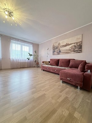 Продам трехкомнатную (3-комн.) квартиру, Домны Каликовой ул, 36, Сыктывкар г