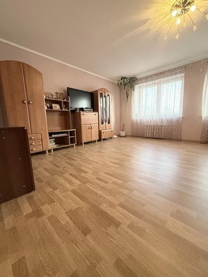 Продам трехкомнатную (3-комн.) квартиру, Домны Каликовой ул, 36, Сыктывкар г