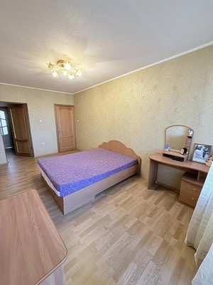 Продам трехкомнатную (3-комн.) квартиру, Домны Каликовой ул, 36, Сыктывкар г