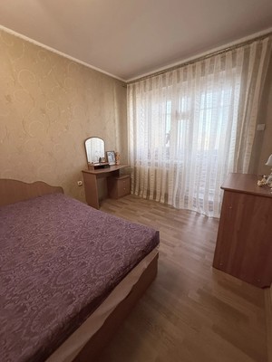 Продам трехкомнатную (3-комн.) квартиру, Домны Каликовой ул, 36, Сыктывкар г