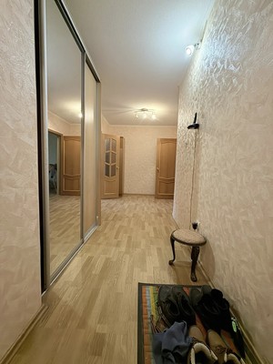 Продам трехкомнатную (3-комн.) квартиру, Домны Каликовой ул, 36, Сыктывкар г