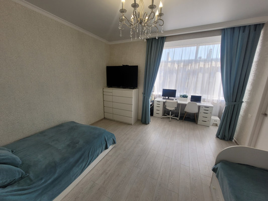 Продам однокомнатную (1-комн.) квартиру, 1-й Новый пер, 26кл, Таганрог г