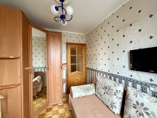 Продам двухкомнатную (2-комн.) квартиру, Гагарина ул, 81к3, Жуковский г