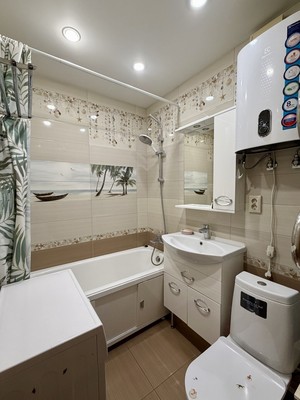 Продам двухкомнатную (2-комн.) квартиру, Гагарина ул, 81к3, Жуковский г