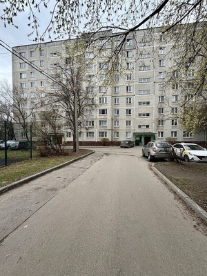 Продам двухкомнатную (2-комн.) квартиру, Гагарина ул, 81к3, Жуковский г