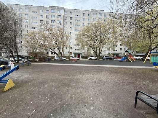 Продам двухкомнатную (2-комн.) квартиру, Гагарина ул, 81к3, Жуковский г